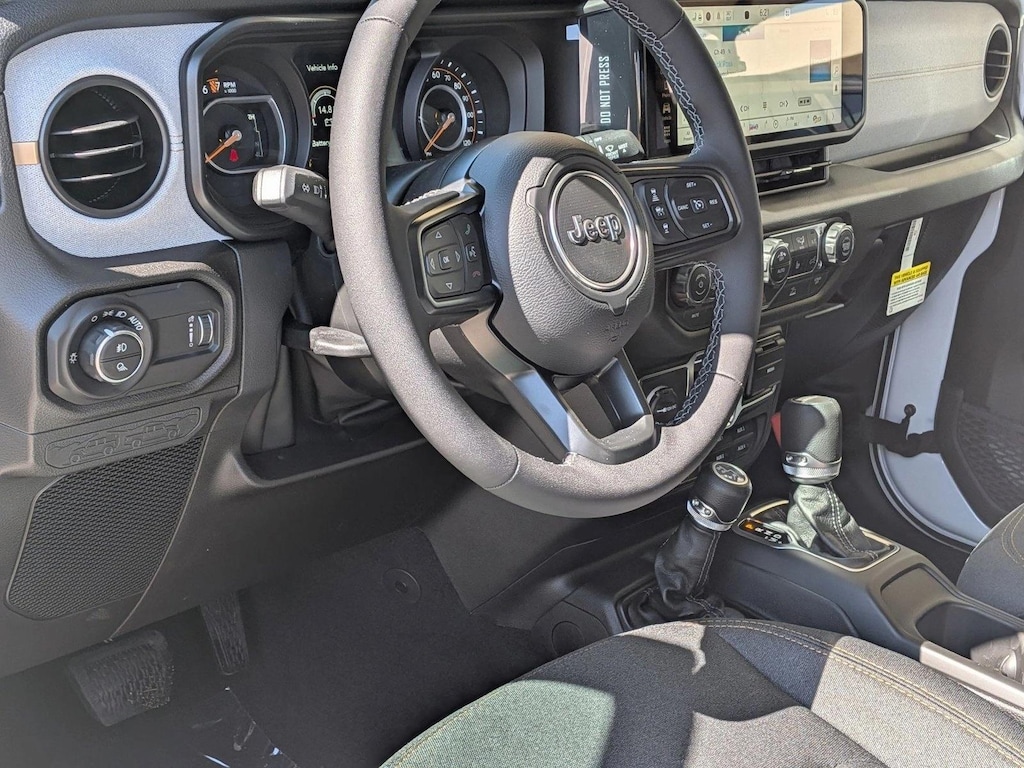 New 2026 Jeep Gladiator Sport S Truck Crew Cab