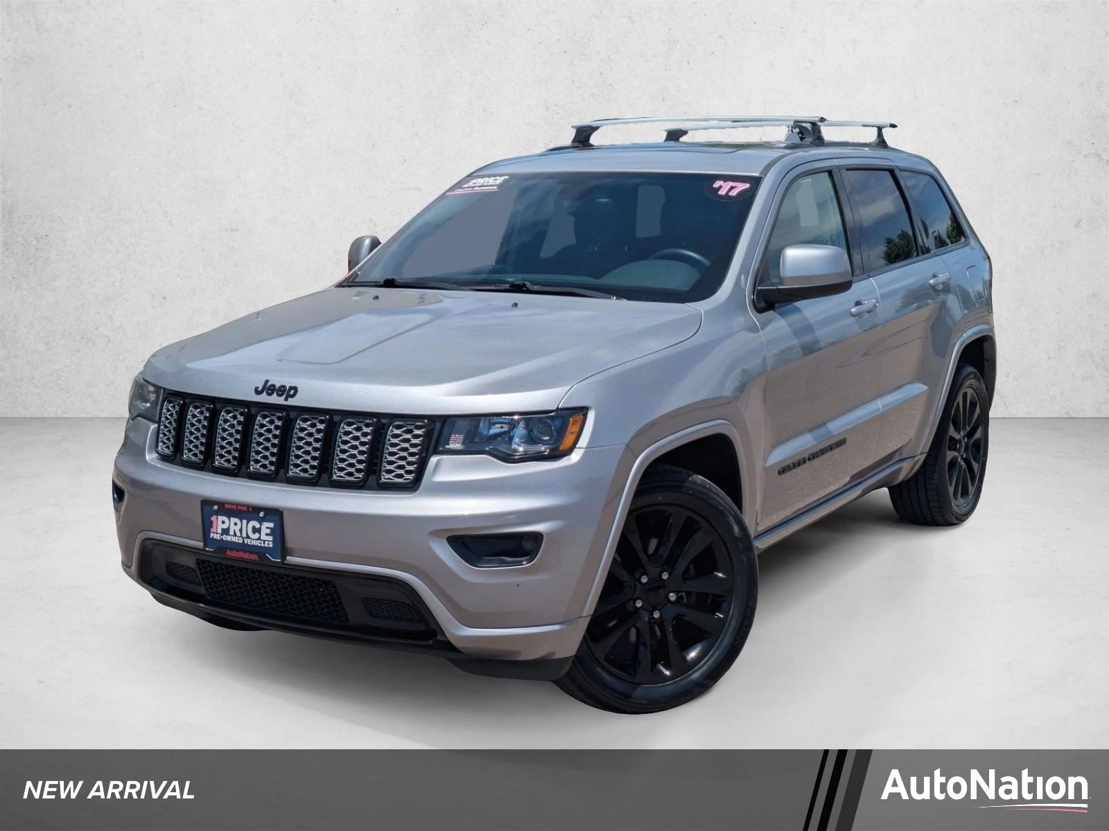 2017 Jeep Grand Cherokee Altitude 4WD's photo