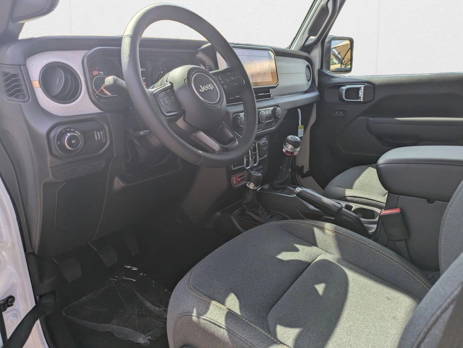 2025 Jeep Wrangler Willys photo 3