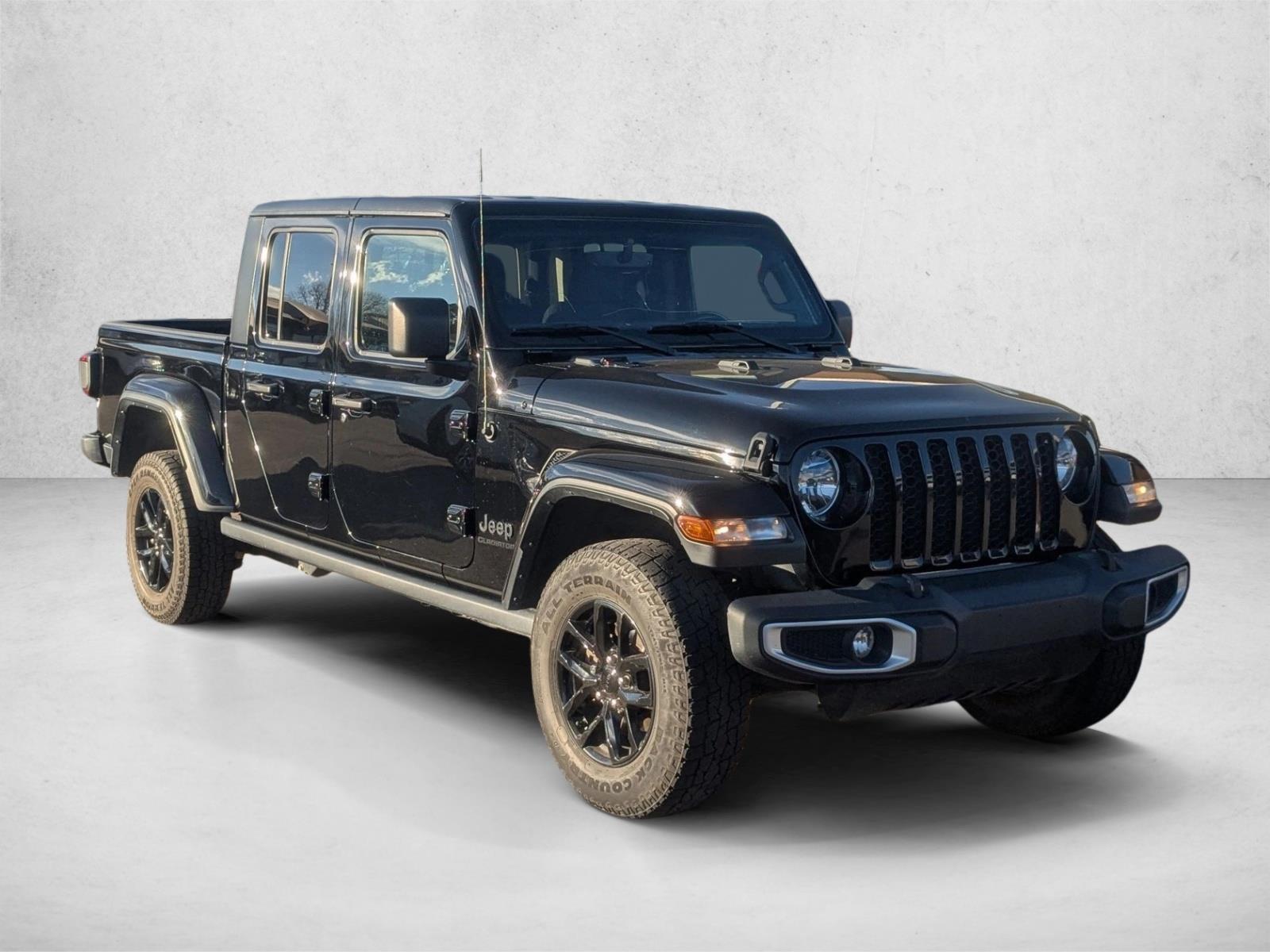 2021 Jeep Gladiator Sport S photo 3