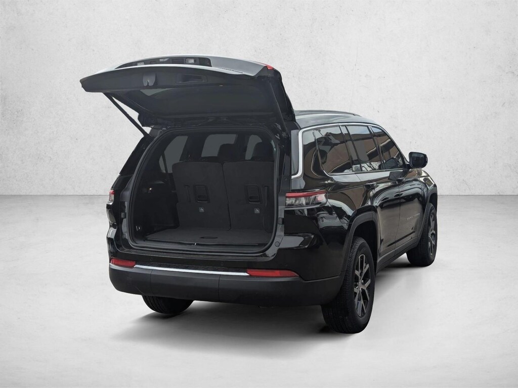 New 2025 Jeep Grand Cherokee Limited SUV
