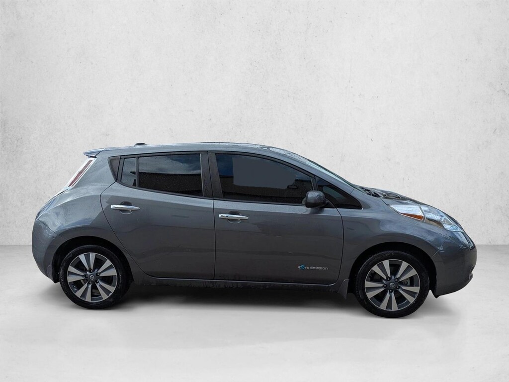 Used 2017 Nissan Leaf SV 4dr Car