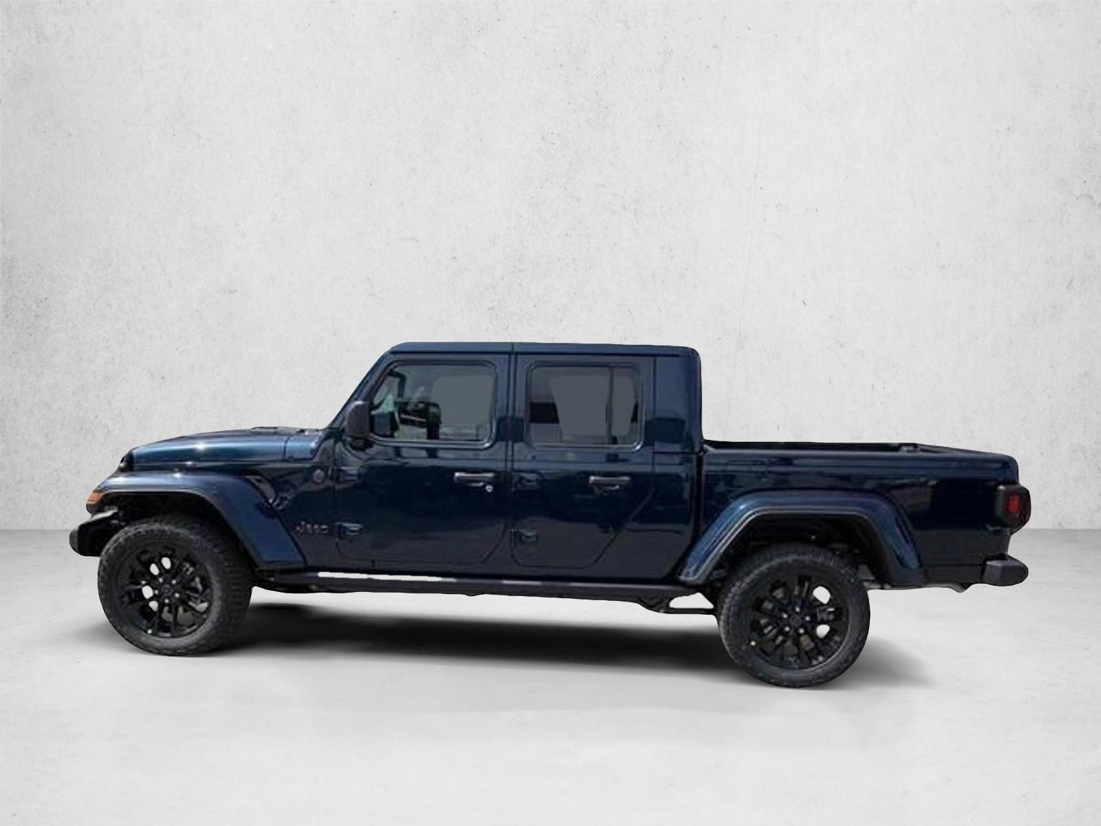 2025 Jeep Gladiator photo 2