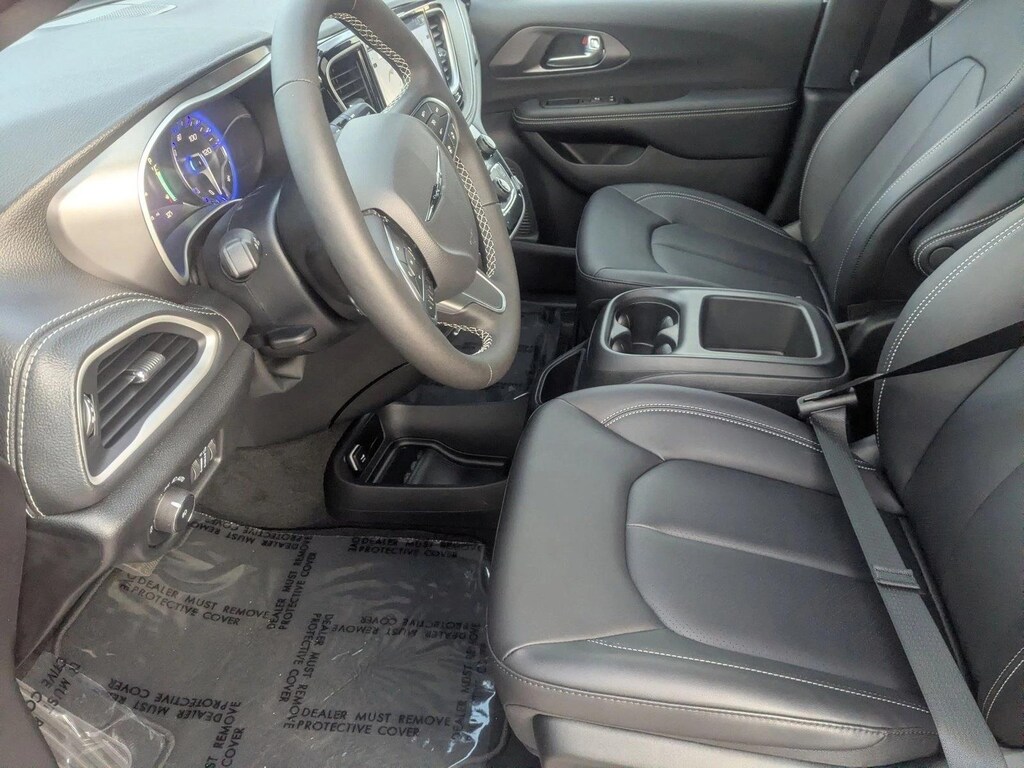 New 2026 Chrysler Pacifica Select Van Passenger Van