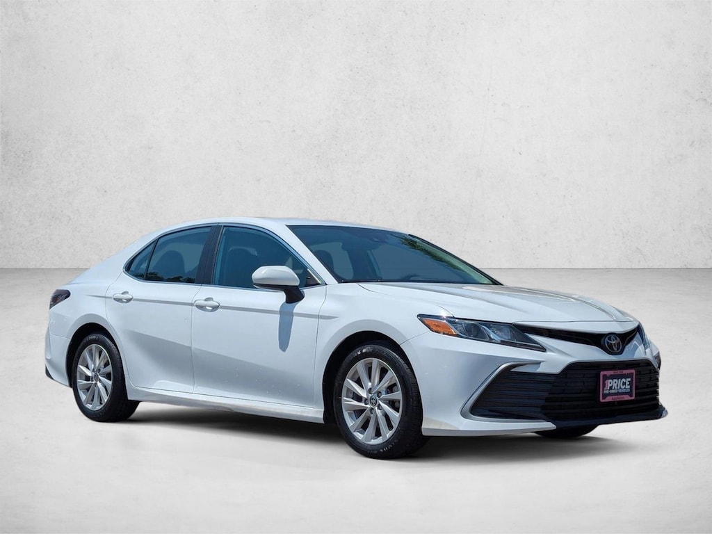 Used 2022 Toyota Camry LE 4dr Car