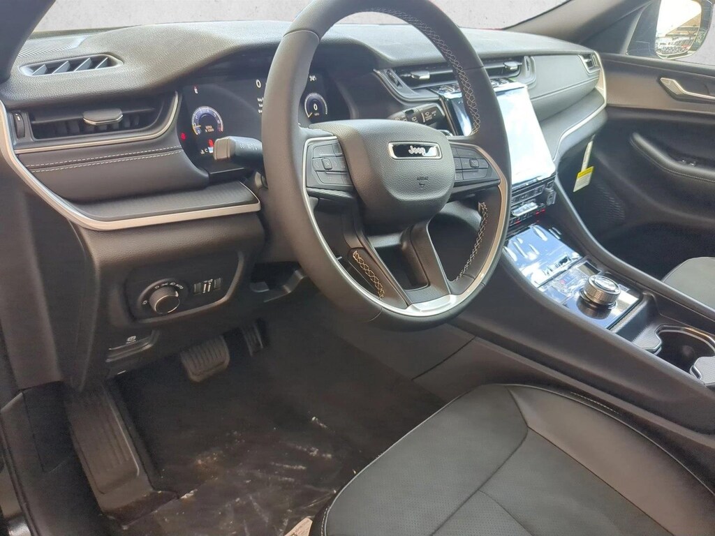 New 2025 Jeep Grand Cherokee Altitude X SUV