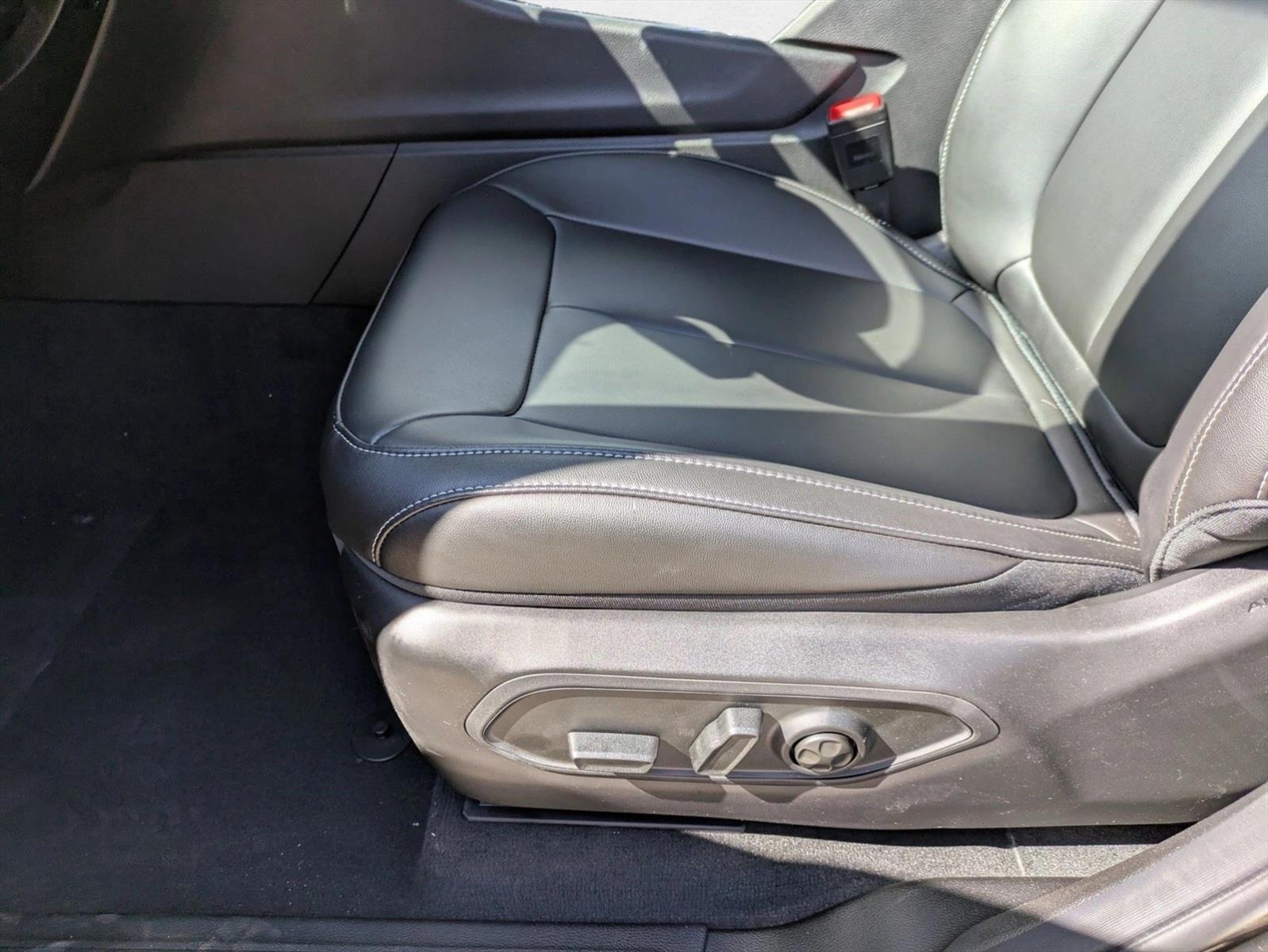 2025 Jeep Grand Cherokee Limited photo 4