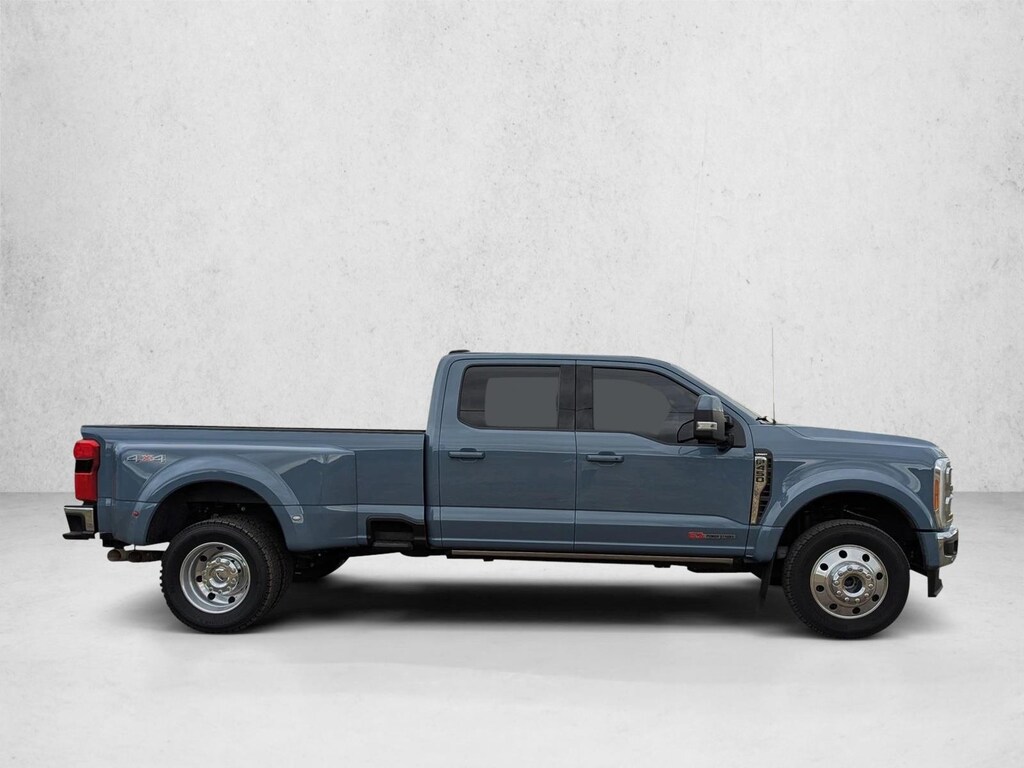 Used 2023 Ford F-450 LARIAT Crew Cab Pickup