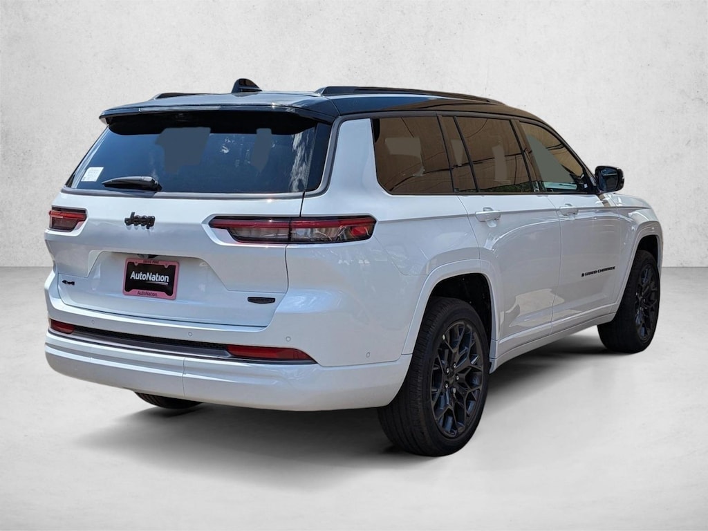 New 2026 Jeep Grand Cherokee L Summit SUV