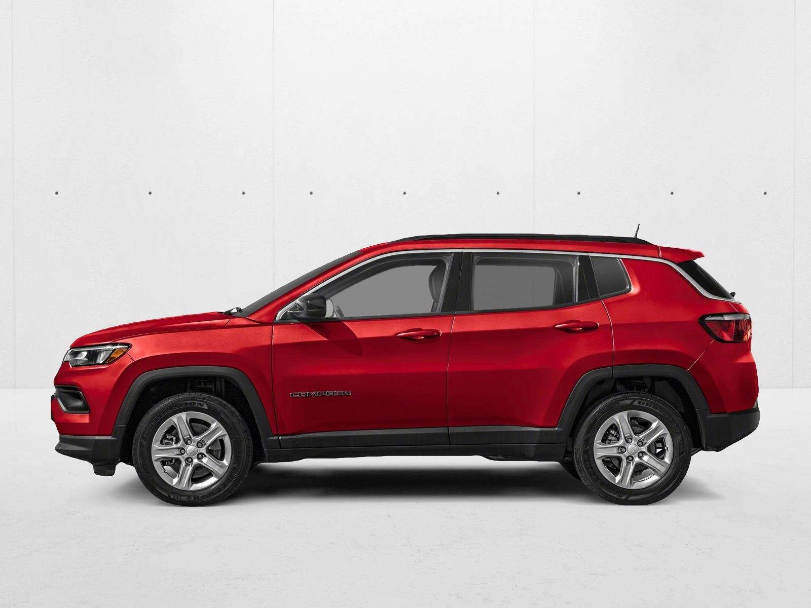 2026 Jeep Compass Latitude photo 3