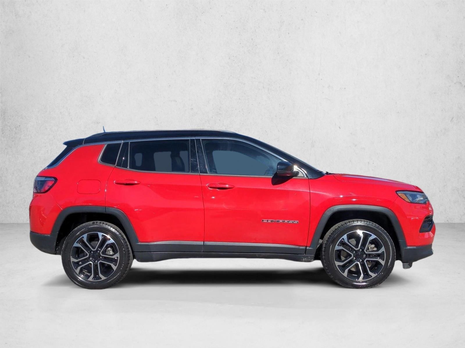 2023 Jeep Compass Limited photo 3
