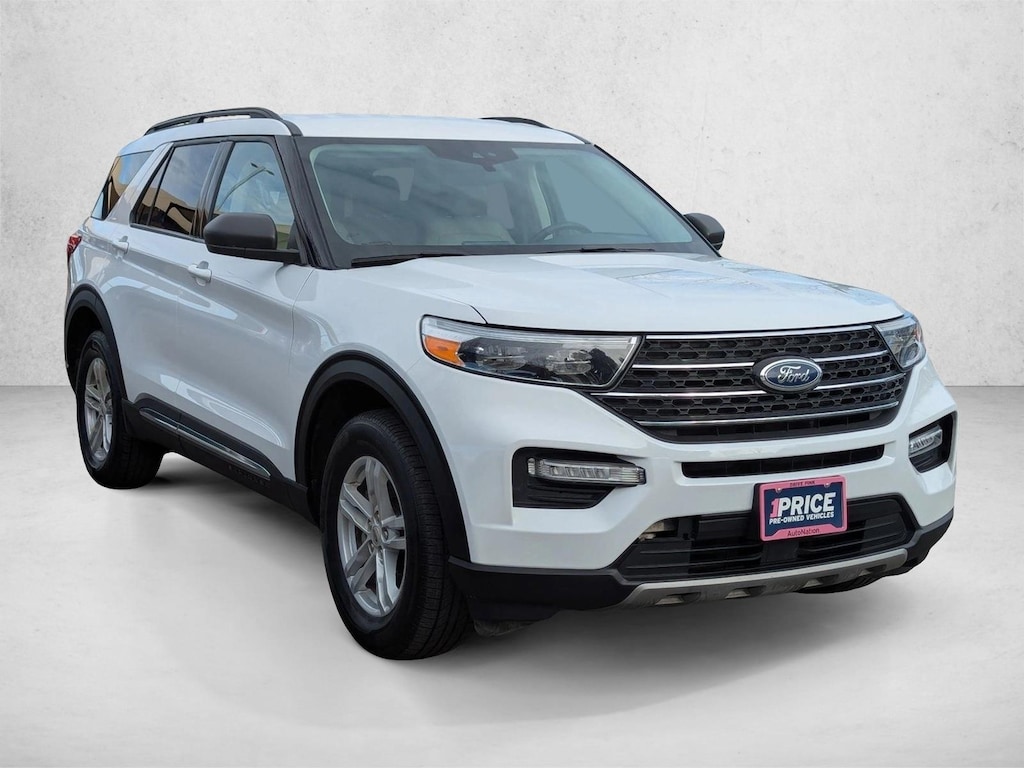 Used 2024 Ford Explorer XLT Sport Utility