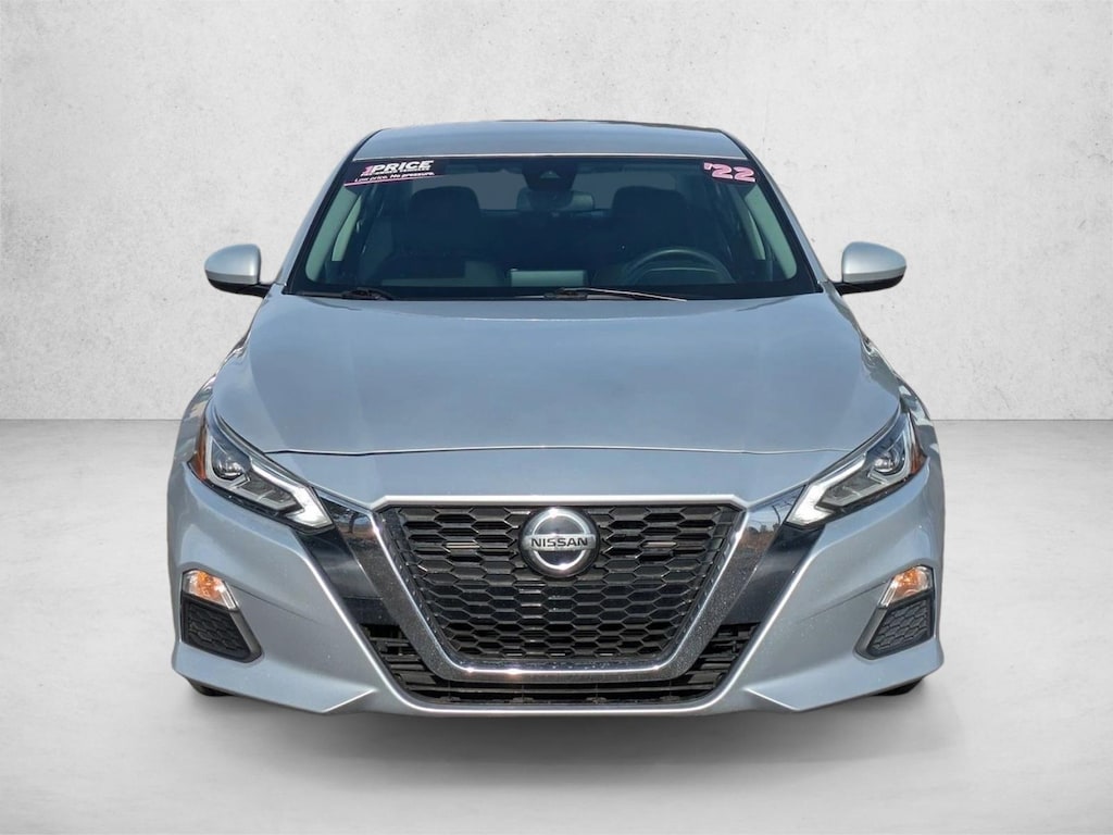 Used 2022 Nissan Altima 2.5 SV 4dr Car