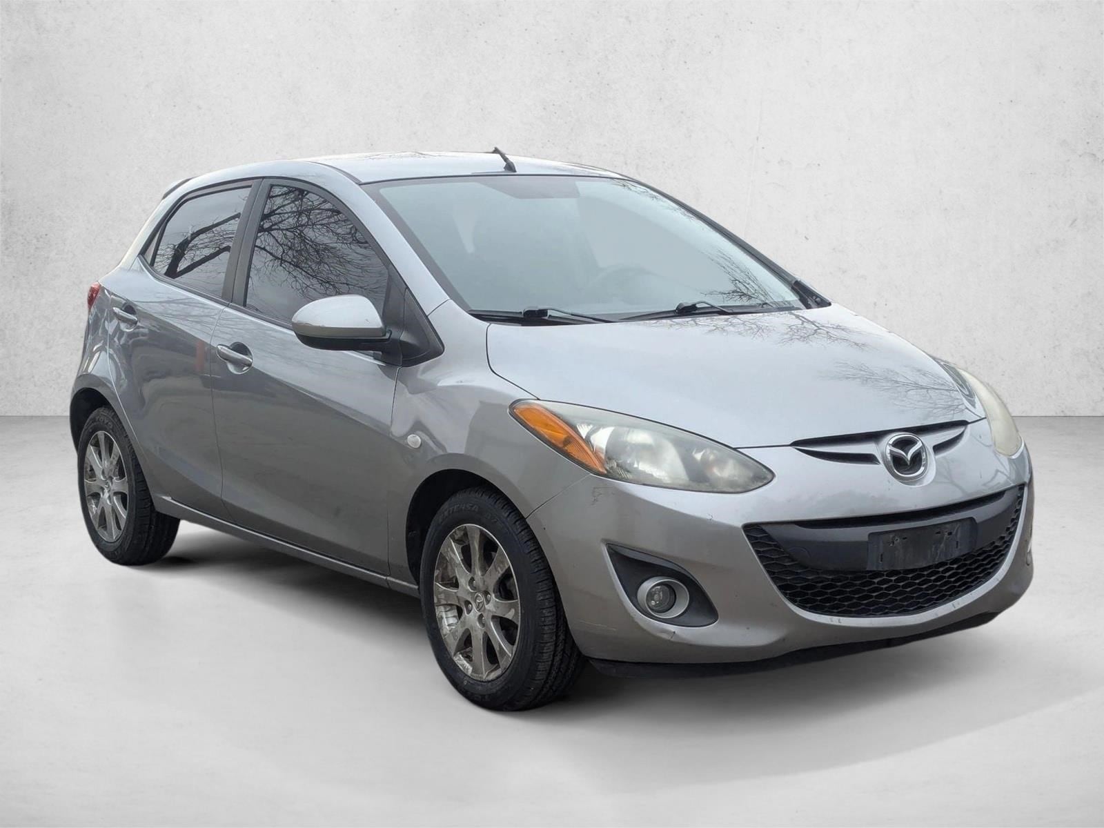 2012 Mazda Mazda2 Touring's photo