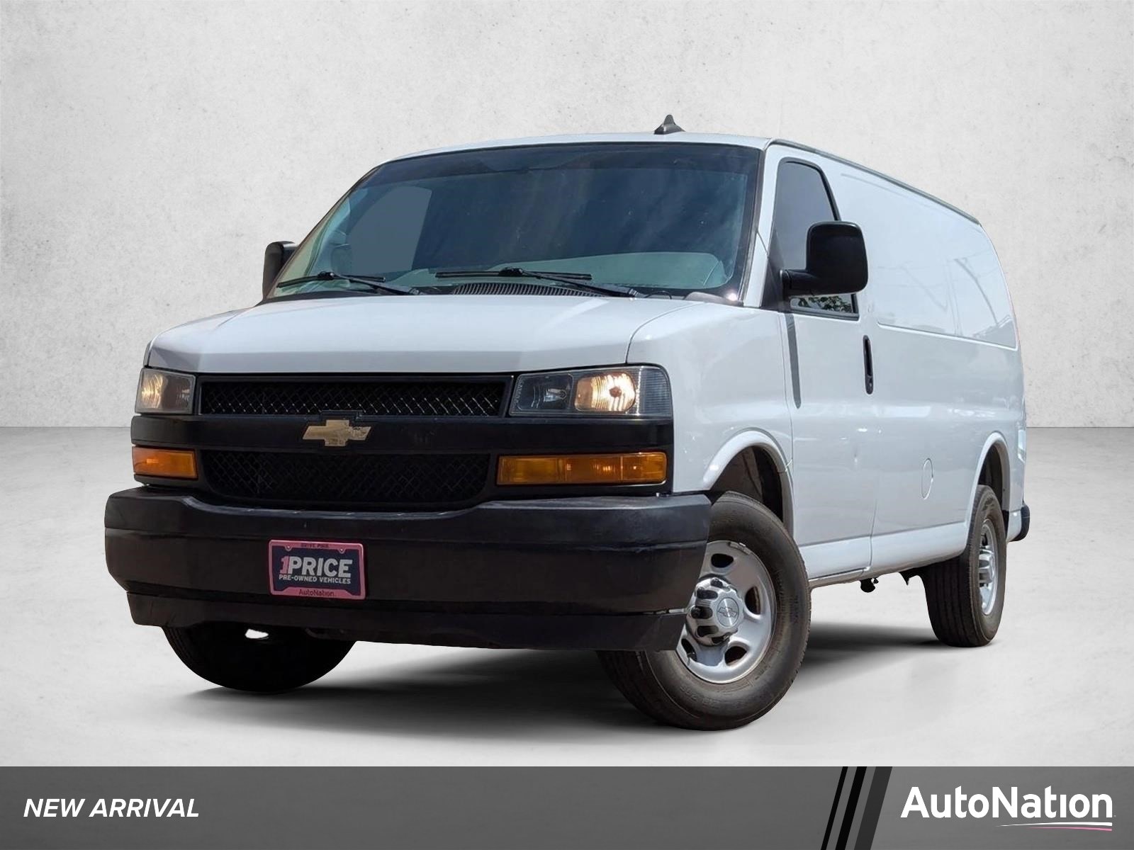 2019 Chevrolet Express 2500 Work Van HD's photo