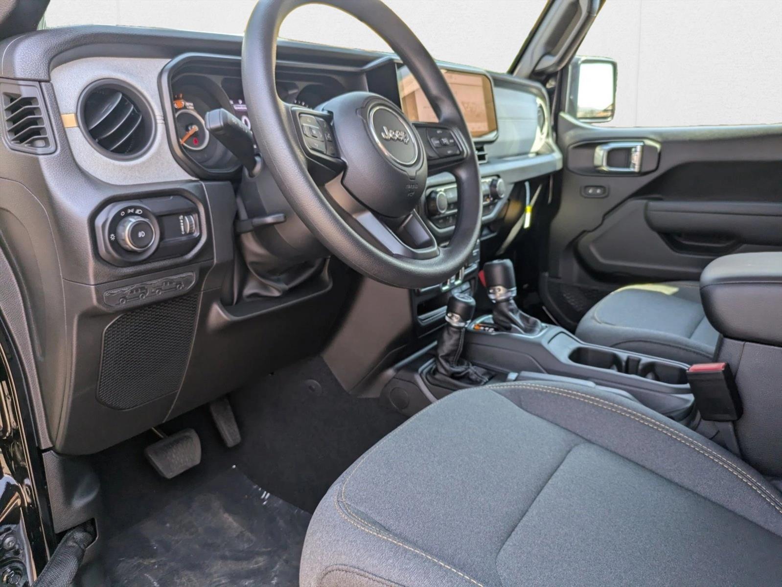 2025 Jeep Wrangler Sport photo 3