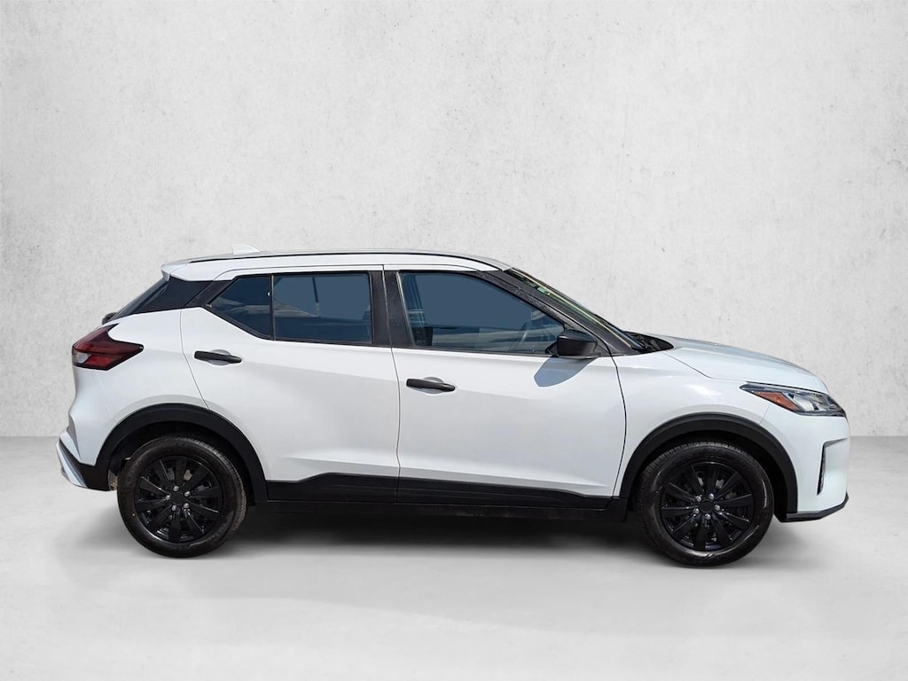Used 2021 Nissan Kicks S Sport Utility