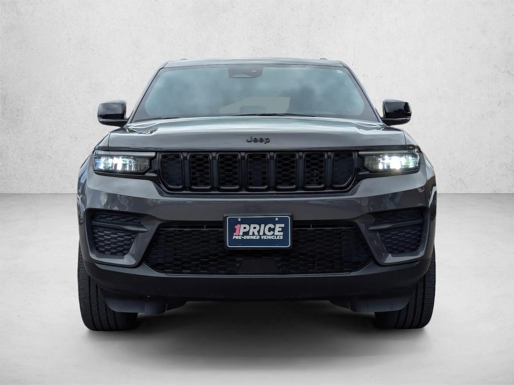 Used 2023 Jeep Grand Cherokee Altitude X Sport Utility