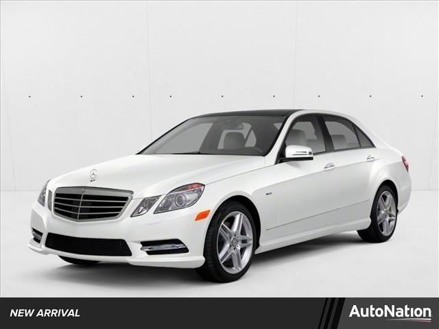 2012 Mercedes-Benz E-Class's photo