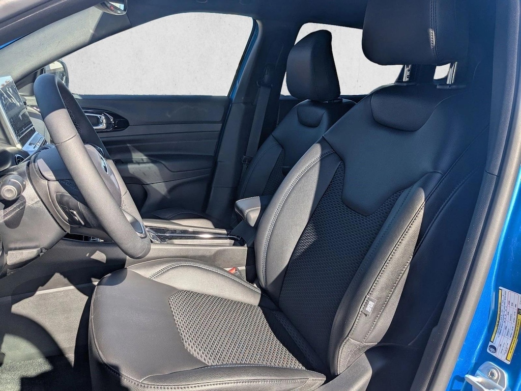 New 2026 Jeep Compass Latitude SUV