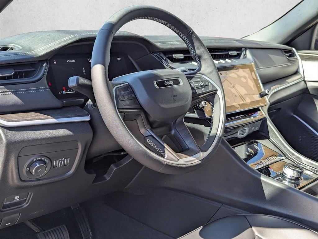 New 2026 Jeep Grand Cherokee Limited SUV