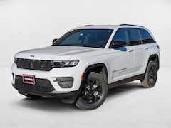 2025 Jeep Grand Cherokee Laredo SUV