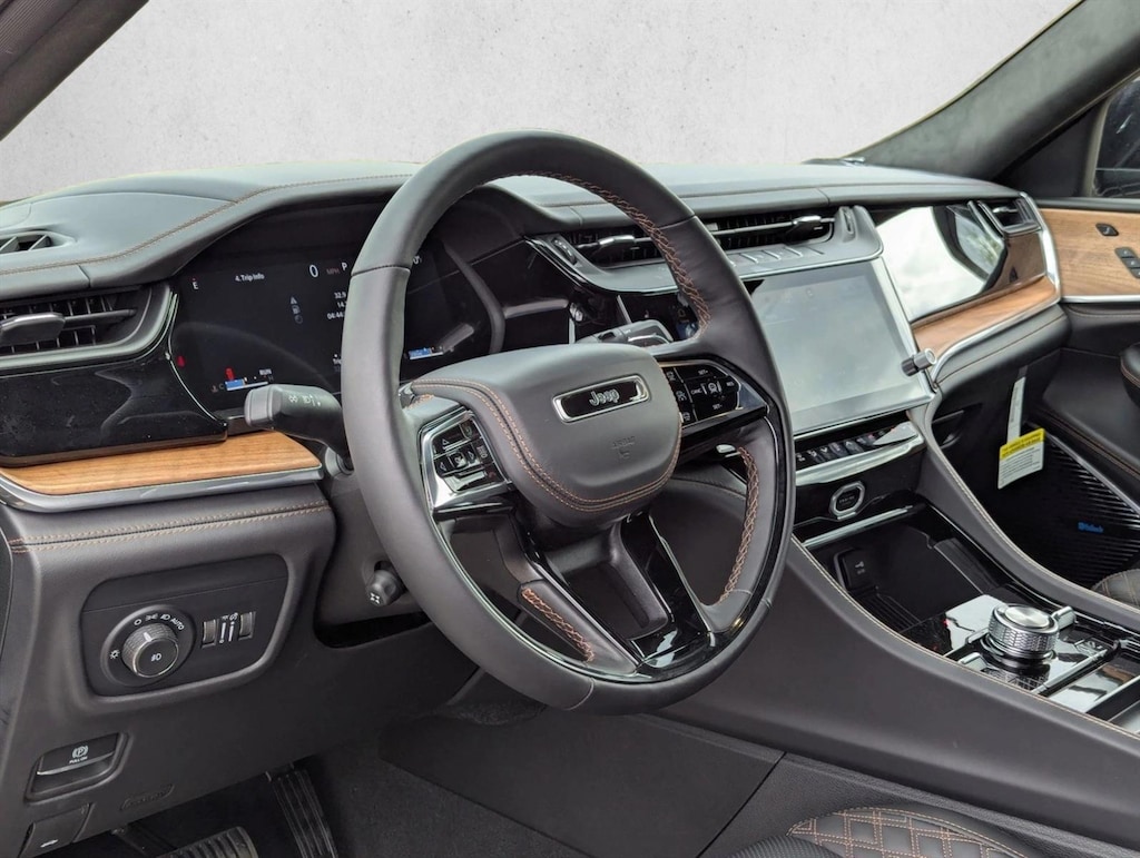 New 2026 Jeep Grand Cherokee Summit SUV