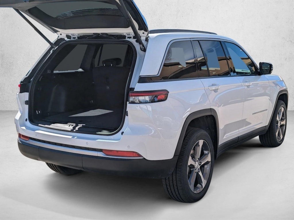 New 2026 Jeep Grand Cherokee Limited SUV