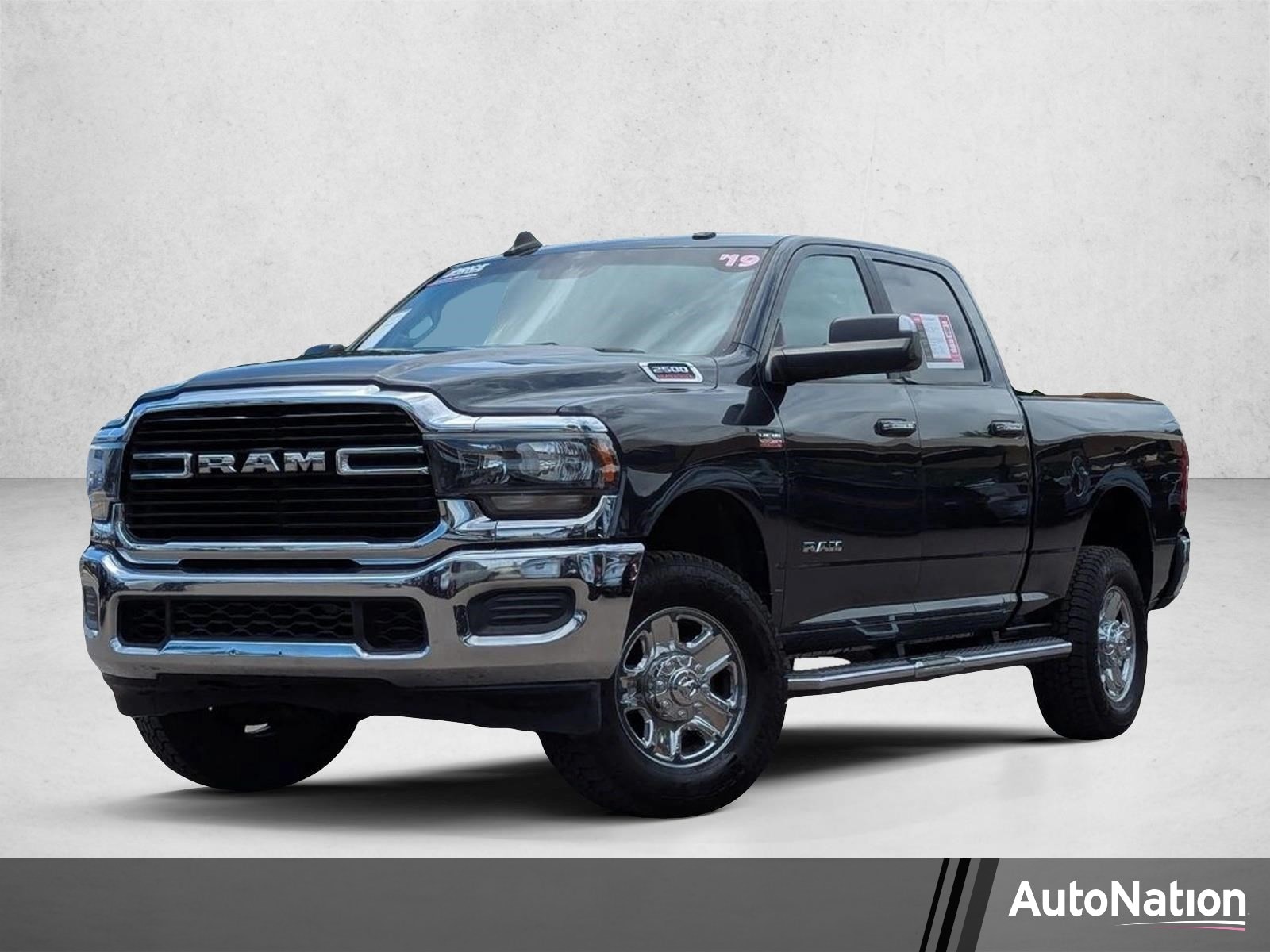 2019 RAM 2500 Big Horn 4X4 Crew Cab SWB's photo