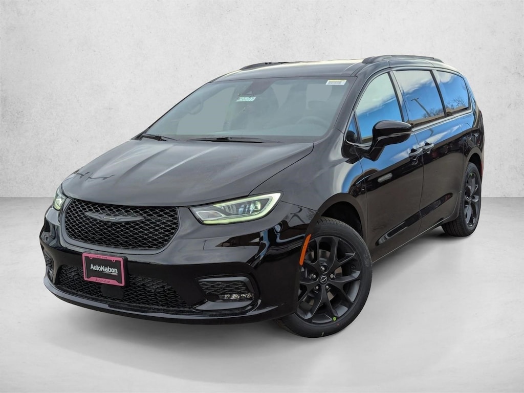 New 2026 Chrysler Pacifica Select Van Passenger Van