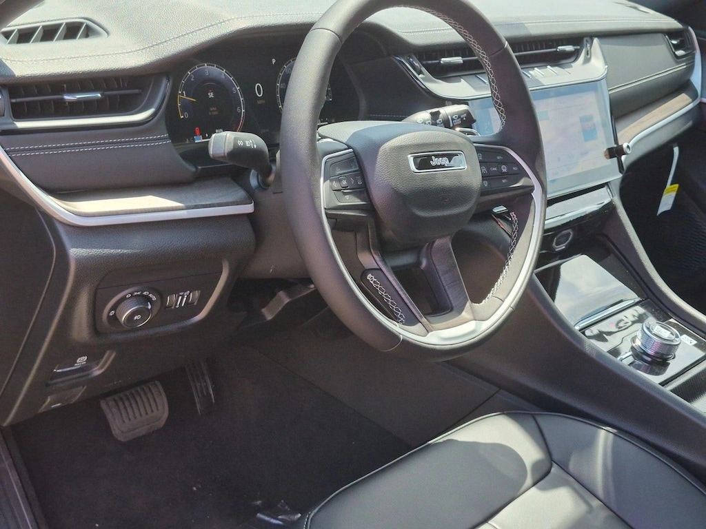 New 2026 Jeep Grand Cherokee L Limited SUV