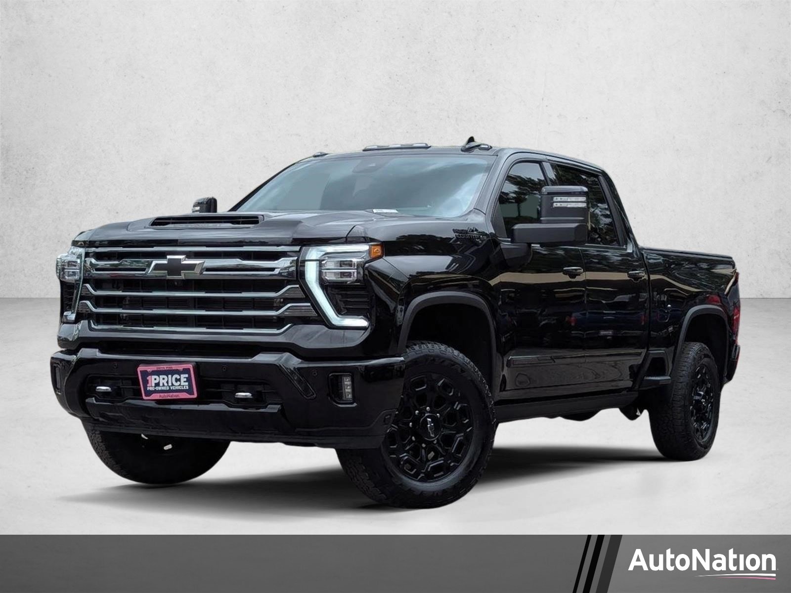 2024 Chevrolet Silverado HD High Country 4WD Crew Cab Long Box SRW's photo
