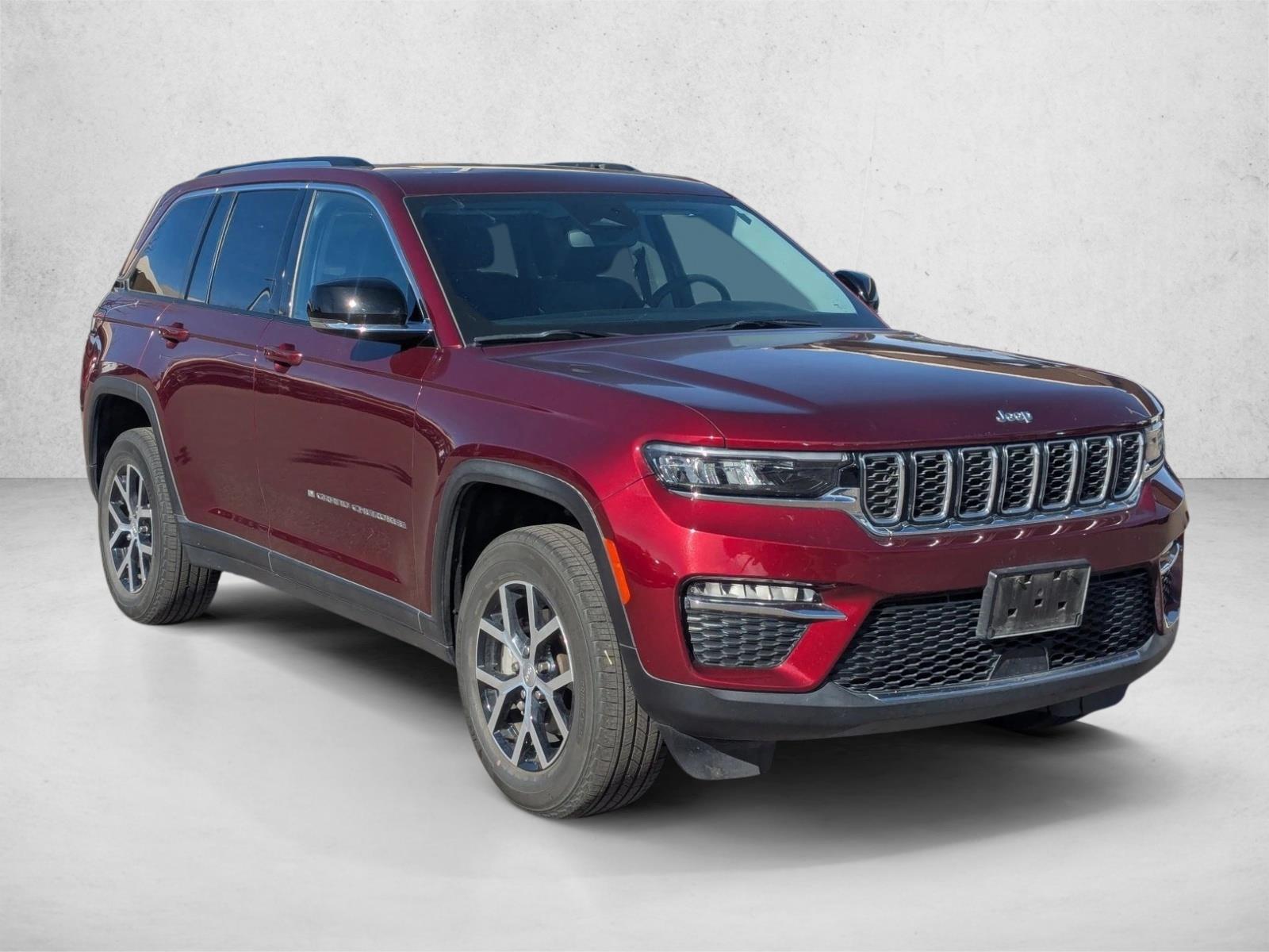 2023 Jeep Grand Cherokee Limited photo 2