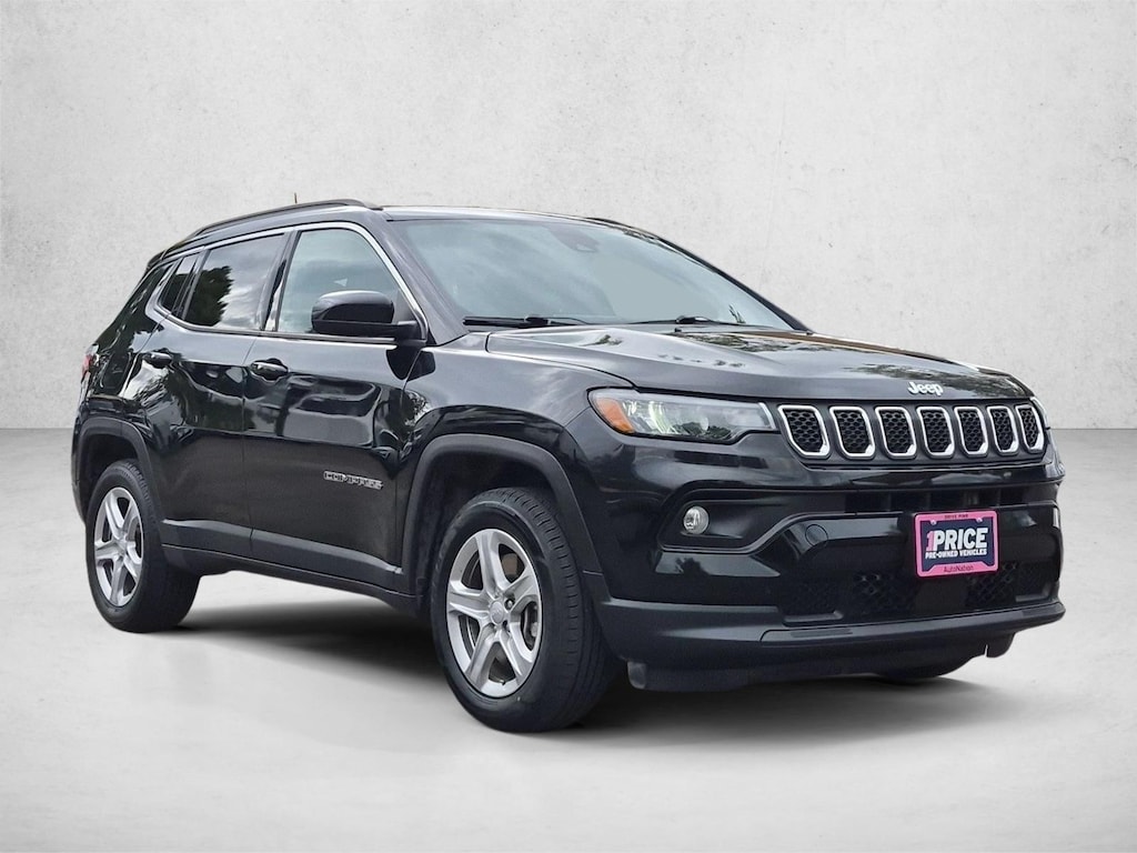 Used 2024 Jeep Compass Latitude Sport Utility