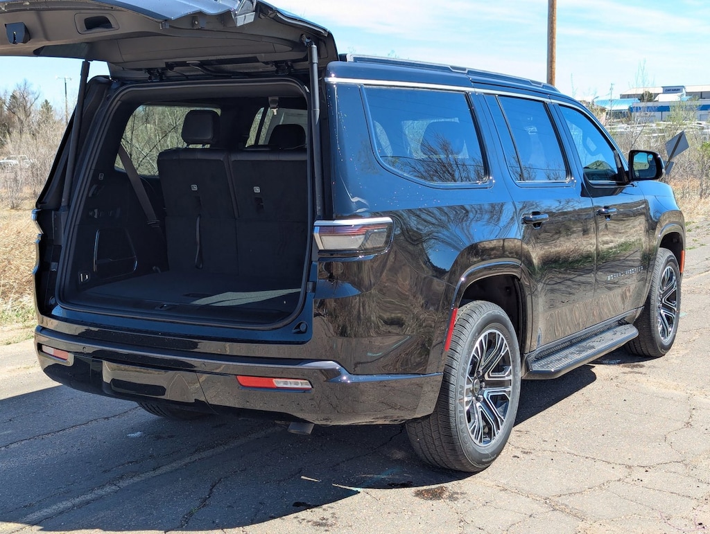 New 2026 Jeep Grand Wagoneer SUV