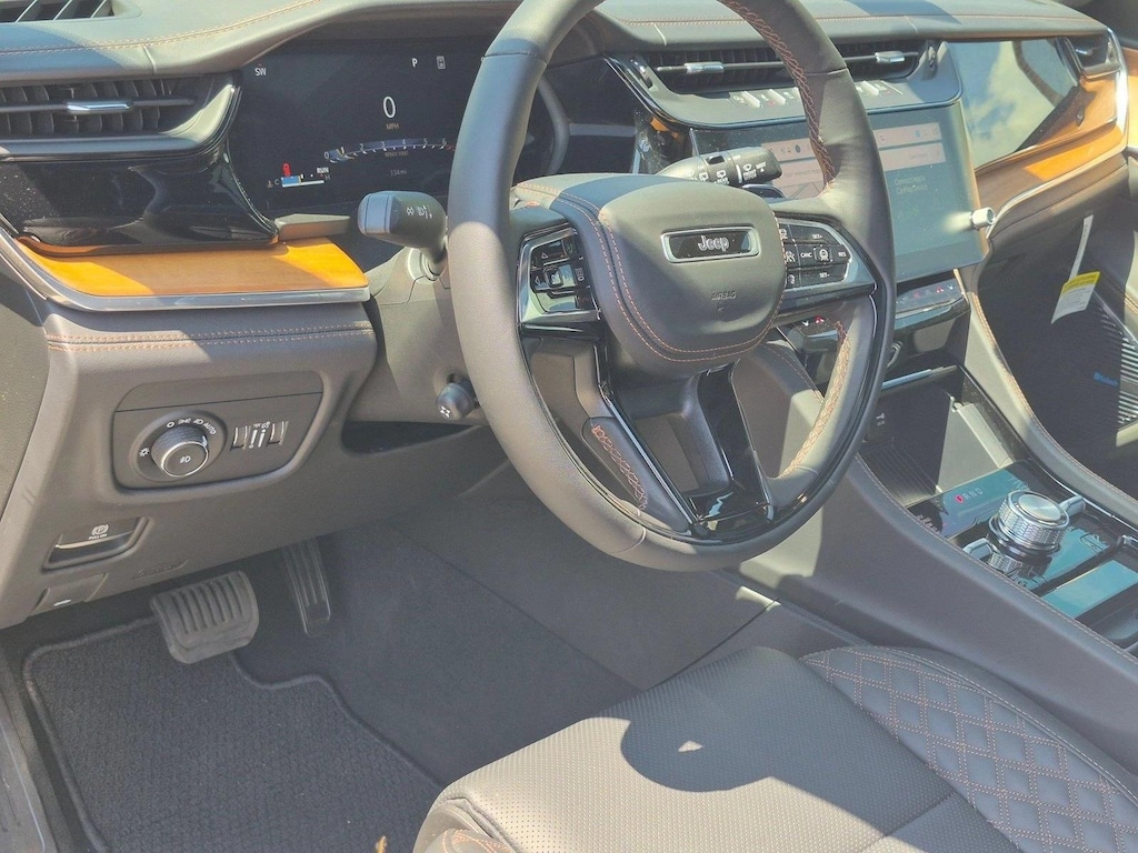 New 2026 Jeep Grand Cherokee Summit SUV