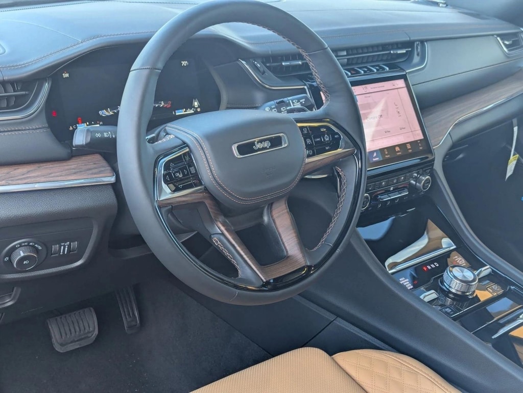 New 2025 Jeep Grand Cherokee Summit SUV