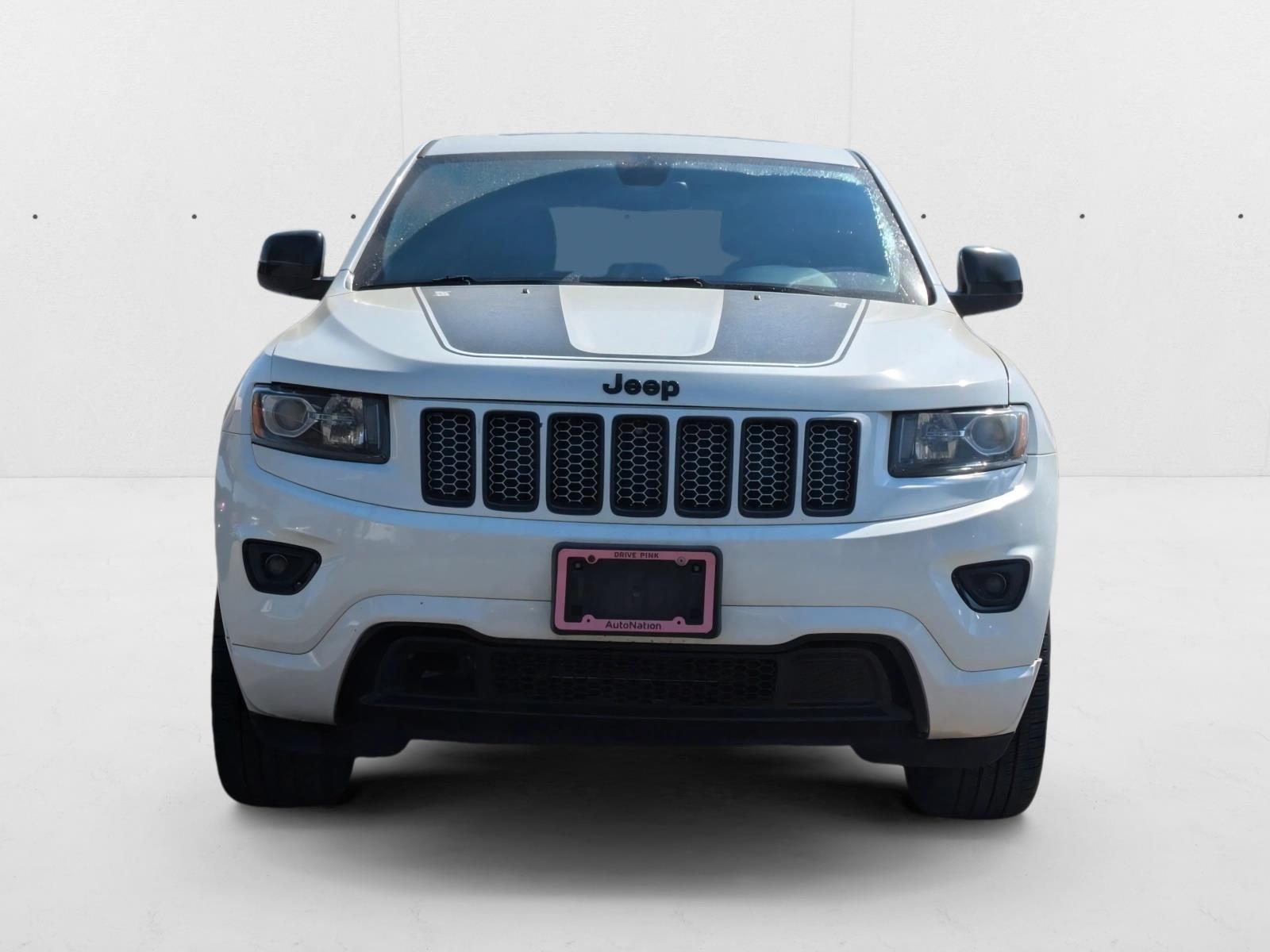 2015 Jeep Grand Cherokee Altitude photo 2