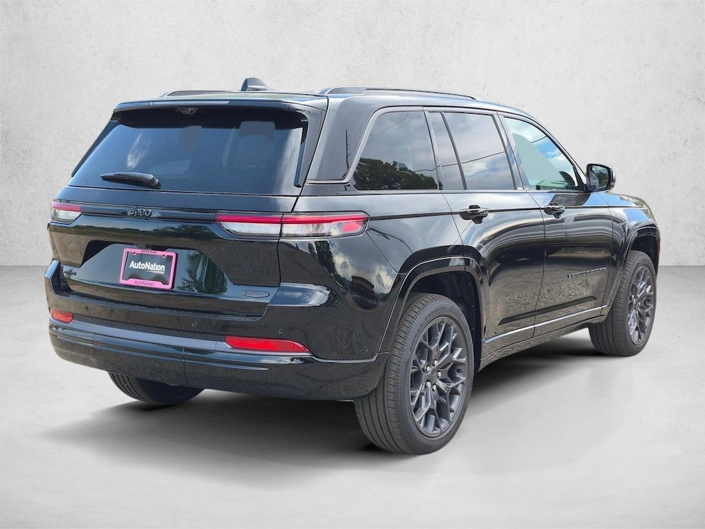 New 2026 Jeep Grand Cherokee Summit SUV