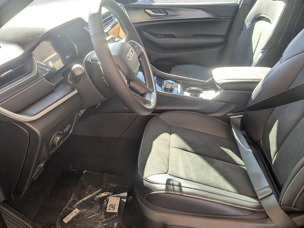 New 2025 Jeep Grand Cherokee Altitude X SUV