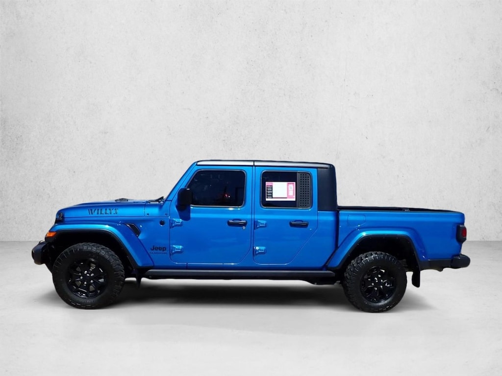 Used 2021 Jeep Gladiator Willys Crew Cab Pickup