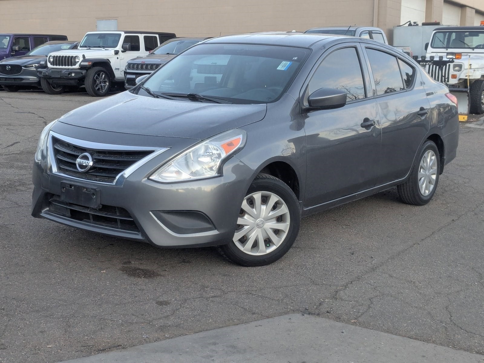 2019 Nissan Versa Sedan S's photo