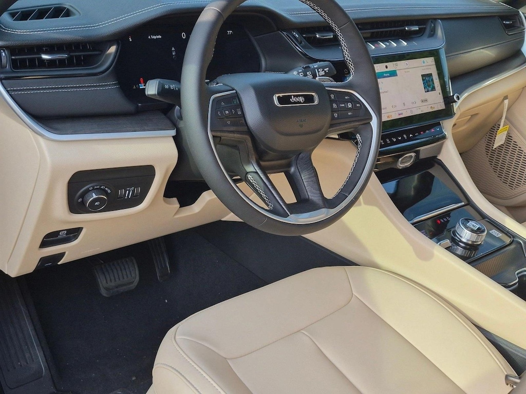 New 2026 Jeep Grand Cherokee L Limited SUV