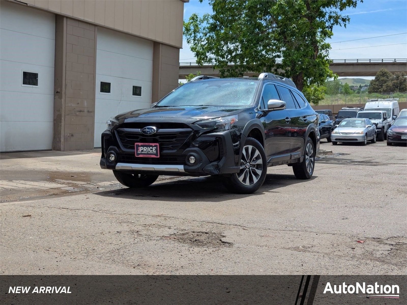2025 Subaru Outback Touring XT's photo
