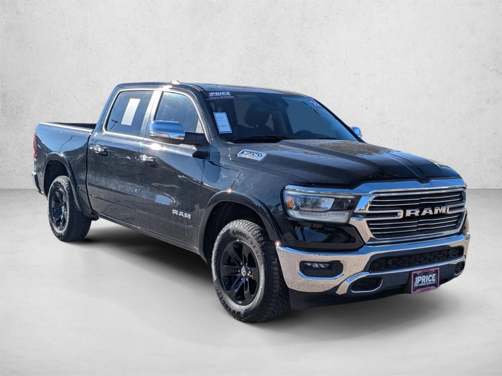 2022 Ram 1500 Laramie photo 3