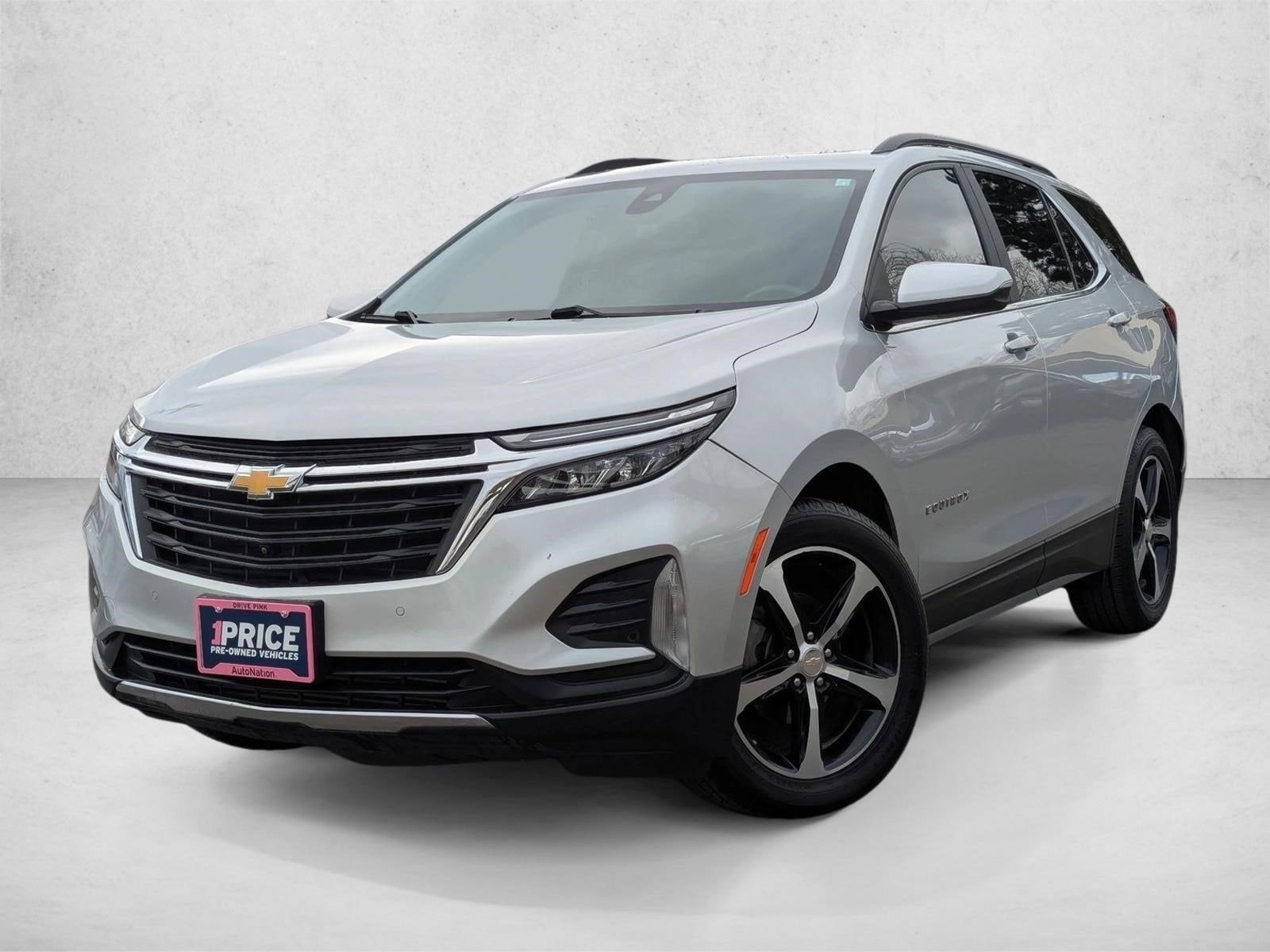 2022 Chevrolet Equinox LT's photo