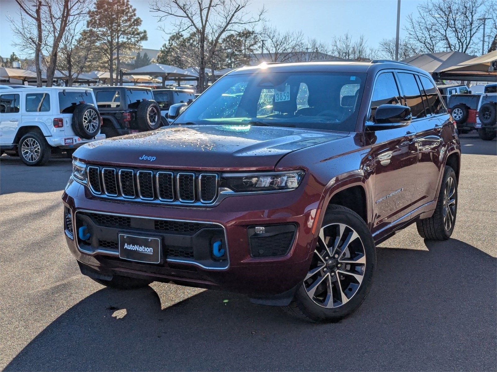 2022 Jeep Grand Cherokee Overland 4xe's photo