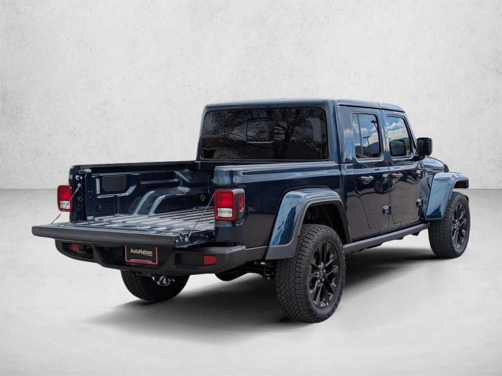 New 2025 Jeep Gladiator Nighthawk Truck Crew Cab