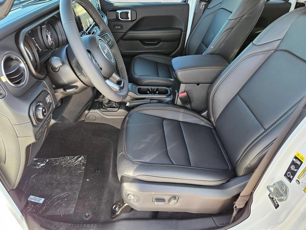 New 2025 Jeep Gladiator High Tide Truck Crew Cab