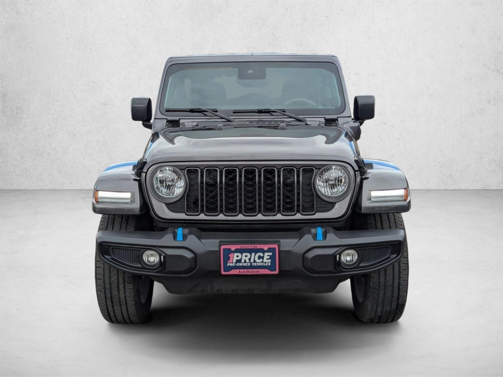 2024 Jeep Wrangler 4xe photo 2